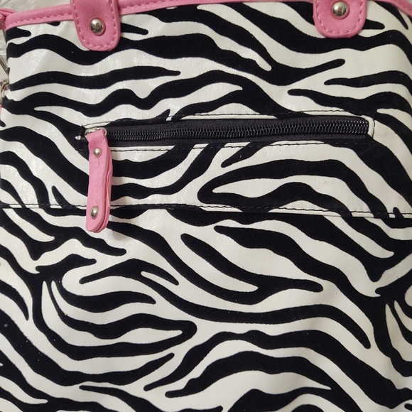 Cowgirl Trendy, 🆕 Large 13"X13" Fringed Shoulder Bag Crossbody, Final Markdown. - Picture 5 of 8